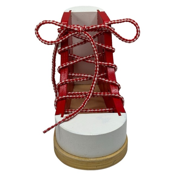 Melissa & Doug Wooden Shoe for Child to learn & practice lacing shoes 3yrs & Up - Picture 11 of 12